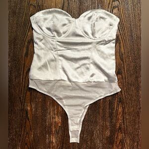 Lulu's Splendidly Sultry White Satin Strapless Bustier Top Bodysuit Small